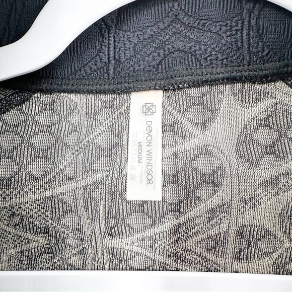 Devon Windsor Seline Textured Full Zip High Neck Athletic Work Out Jacket - Picture 3 of 4